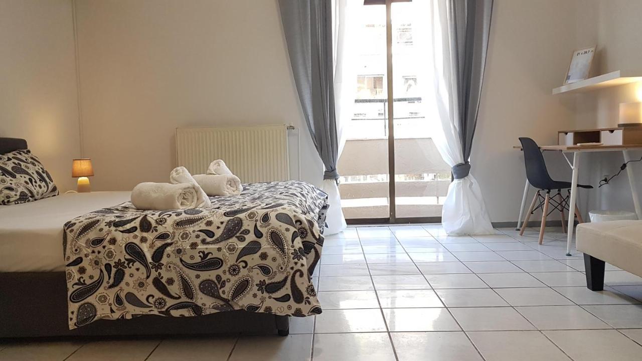 Palette Apartment Carmine - Athens Center, 6 Bd, 3 Bath 外观 照片