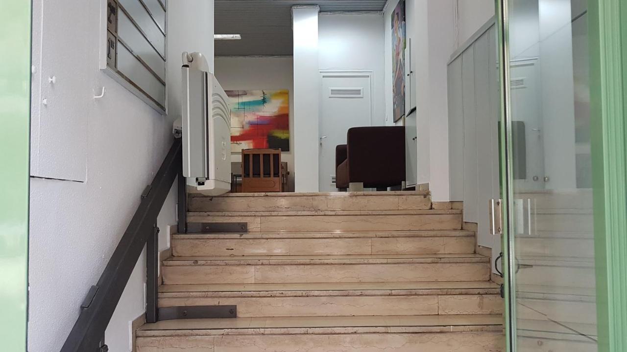 Palette Apartment Carmine - Athens Center, 6 Bd, 3 Bath 外观 照片