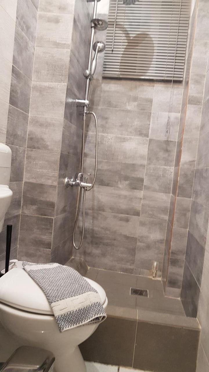 Palette Apartment Carmine - Athens Center, 6 Bd, 3 Bath 外观 照片