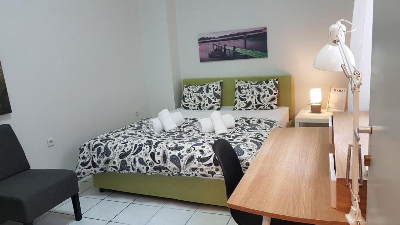Palette Apartment Carmine - Athens Center, 6 Bd, 3 Bath 外观 照片