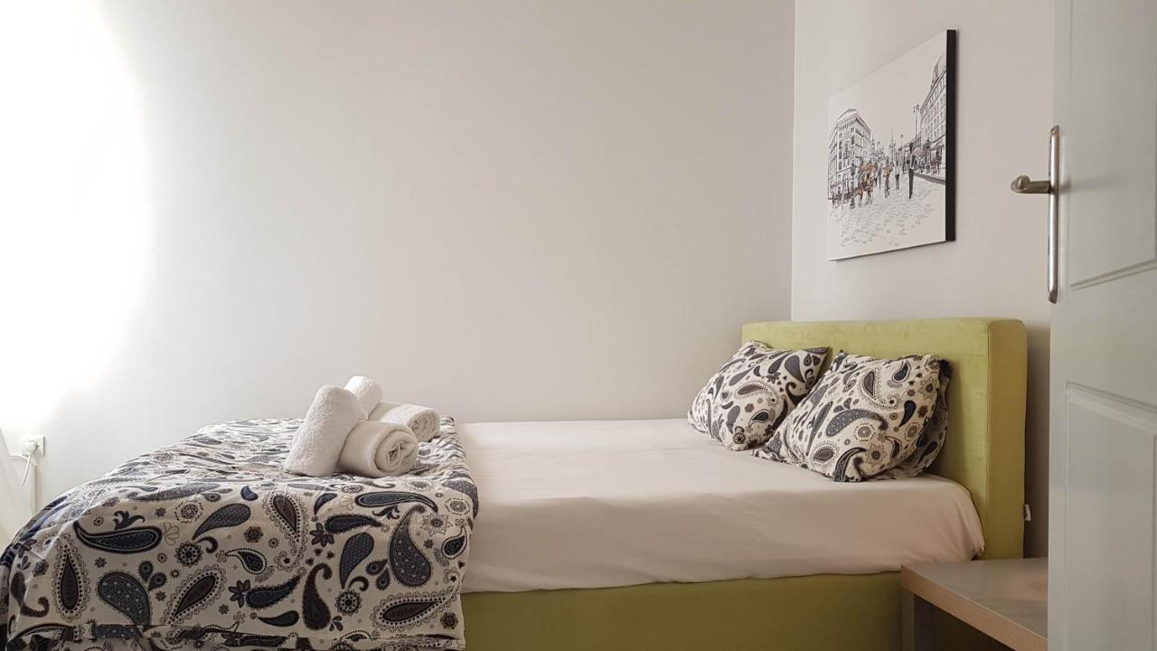 Palette Apartment Carmine - Athens Center, 6 Bd, 3 Bath 外观 照片